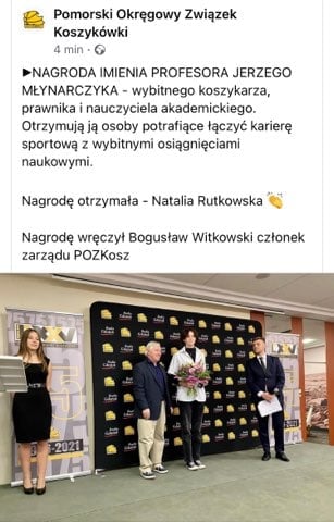 Wpis z mediów społecznościowych Pomorskiego Okręgowego Związku Koszykówki i zdjęcie Natalii podczas odbierania nagrody. Treść wpisu w artykule.